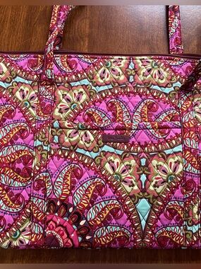 Vera Bradley Resort Medallion Large Travel Tote w/Trolley Strap, EUC